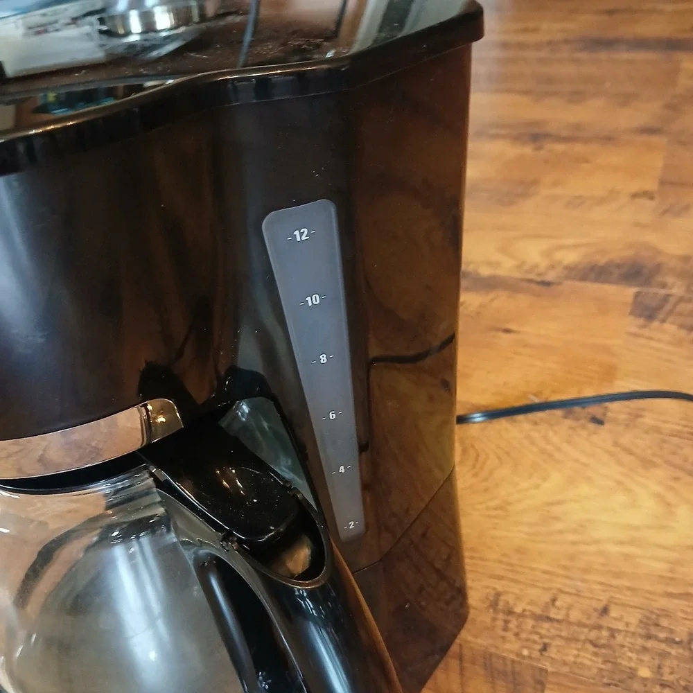 BLACK+DECKER 12-Cup QuickTouch Programmable Coffee Maker Black CM1060B Tested‎
